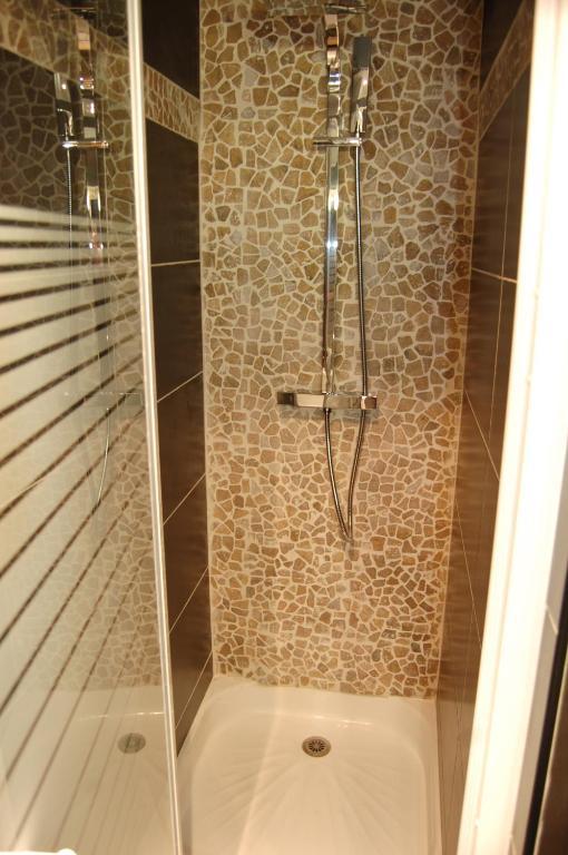Au Bois Normand Hotell Honfleur Rom bilde
